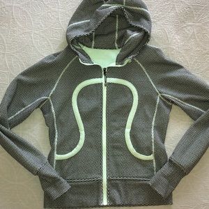 Ladies Lululemon Zip Up Hoody